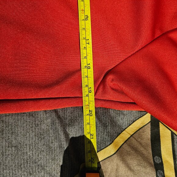 BENCH FULL ZIP SWEATER/JACKET LARGE RED. - Picture 2 of 4